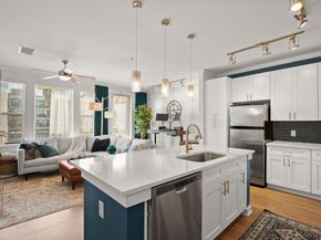 1900 Barton Springs RD 3038, Austin TX 78704