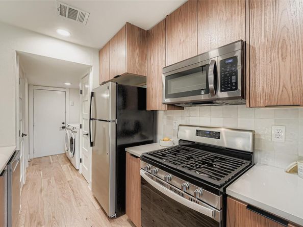 12206 Tyson CV B, Austin TX 78758