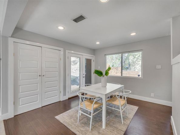 3510 Oak Springs DR, Austin TX 78721