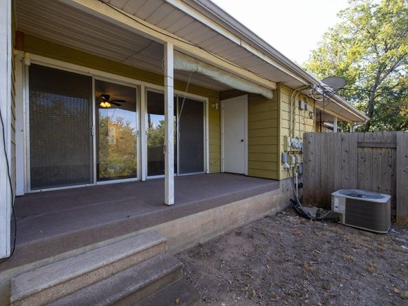 2326 Hartford RD 1/2, Austin TX 78703