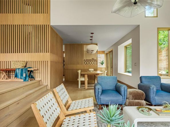 1102 Charlotte ST, Austin TX 78703
