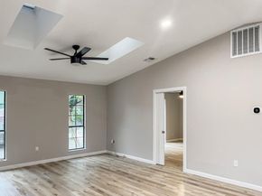 2401 Apple Valley CIR, Austin TX 78747