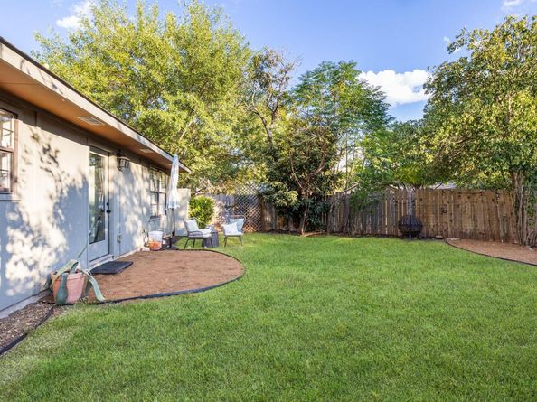 2401 Apple Valley CIR, Austin TX 78747
