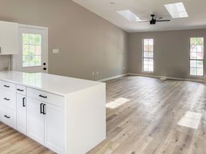 2401 Apple Valley CIR, Austin TX 78747