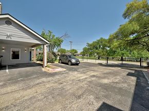 7635 Guadalupe ST 1002, Austin TX 78752