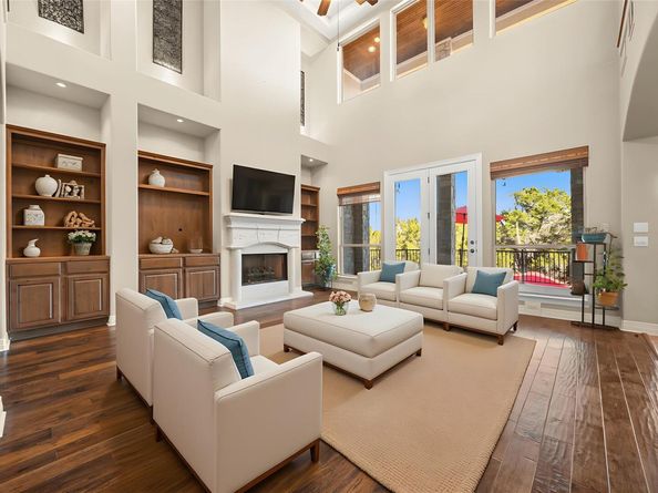 521 Horseback HOLW, Austin TX 78732