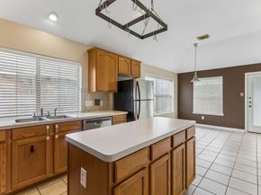 7206 W Magic Mountain LN, Round Rock TX 78681