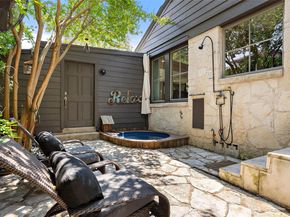 2208 Mountain View RD, Austin TX 78703