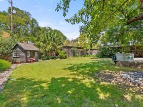 2208 Mountain View RD, Austin TX 78703