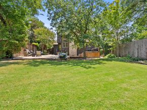 2208 Mountain View RD, Austin TX 78703