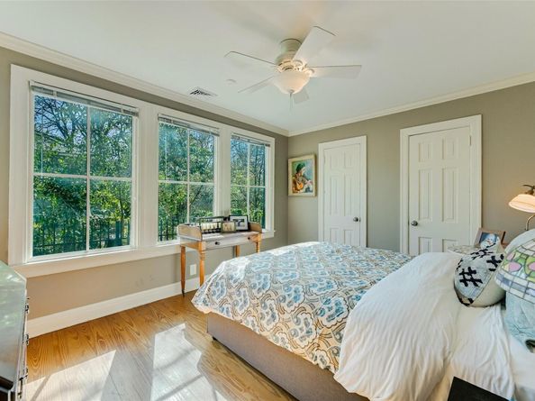 2208 Mountain View RD, Austin TX 78703