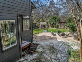 2208 Mountain View RD, Austin TX 78703