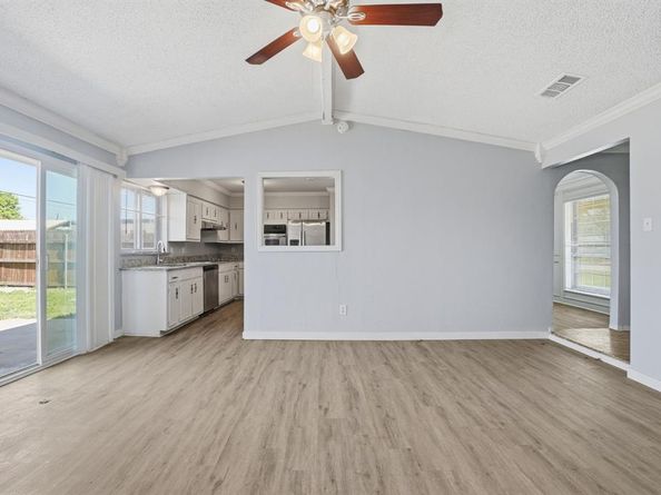 1917  Aspen Lane , Garland Texas 75044