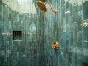 3802 S Versailles Avenue , Dallas Texas 75209