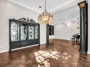 3802 S Versailles Avenue , Dallas Texas 75209