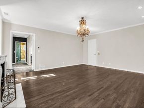 3802 S Versailles Avenue , Dallas Texas 75209