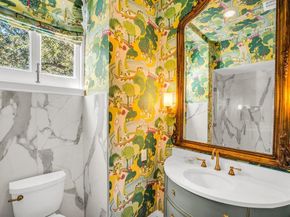 3802 S Versailles Avenue , Dallas Texas 75209