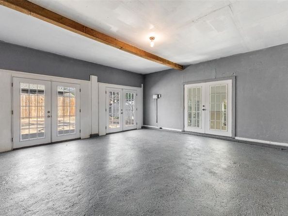 8024  Hunnicut Road , Dallas Texas 75228