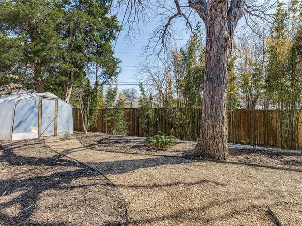 8024  Hunnicut Road , Dallas Texas 75228