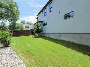 655  Kessler Reserve Court , Dallas Texas 75208