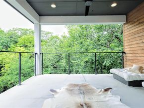 655  Kessler Reserve Court , Dallas Texas 75208