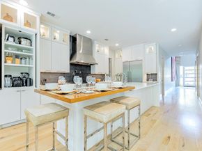 655  Kessler Reserve Court , Dallas Texas 75208