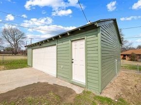 717  Calcutta Drive , Dallas Texas 75241