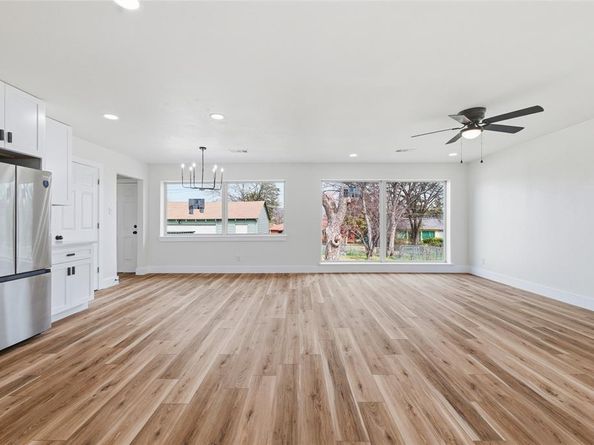 717  Calcutta Drive , Dallas Texas 75241