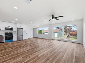 717  Calcutta Drive , Dallas Texas 75241