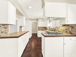 1237  Mohawk Trail , Richardson Texas 75080