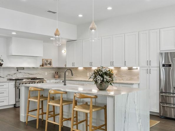 2016  Wing Point Lane , Plano Texas 75093