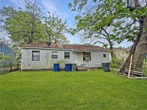 2751  Moffatt Avenue , Dallas Texas 75216