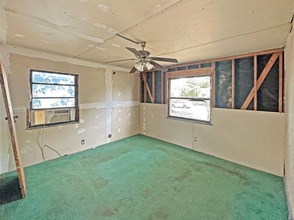 2751  Moffatt Avenue , Dallas Texas 75216