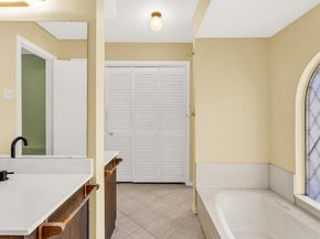 1005  Nottingham Drive , Carrollton Texas 75007