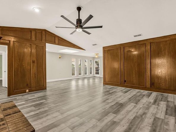 1005  Nottingham Drive , Carrollton Texas 75007