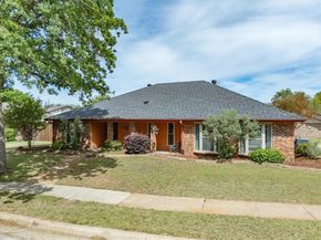 2801  Meadow Creek , Bedford Texas 76021