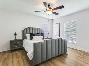 612 E Wall Street , Grapevine Texas 76051