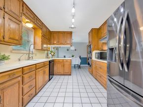 5517  Chimney Rock Road , Fort Worth Texas 76112