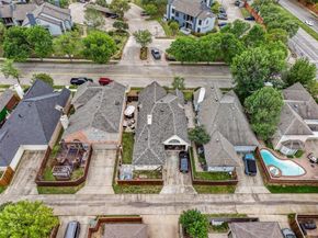 411  Red River Trail , Irving Texas 75063