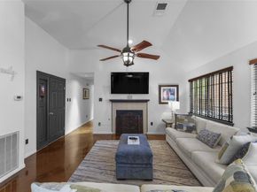411  Red River Trail , Irving Texas 75063