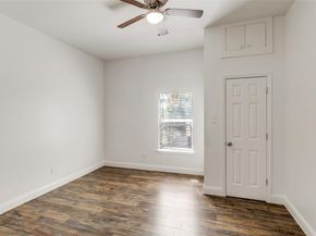 2323  Stoneman Street , Dallas Texas 75215