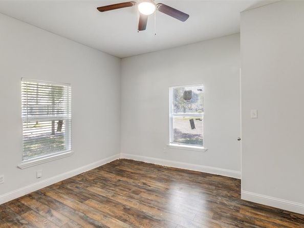 2323  Stoneman Street , Dallas Texas 75215