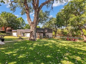 3449  WT PARR Road W, Grapevine Texas 76051
