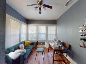 704  Cameron Avenue , Dallas Texas 75223