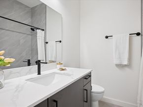 4534  Lake Avenue  104, Dallas Texas 75219