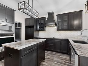 6012  The Resort Boulevard , Fort Worth Texas 76179