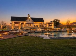 6012  The Resort Boulevard , Fort Worth Texas 76179