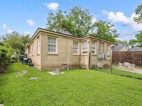 412 N Montreal  , Dallas Texas 75208