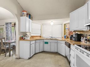 433  Rollingridge Lane , Garland Texas 75043