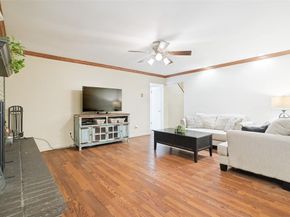 2009  Thousand Oaks Drive , Burleson Texas 76028